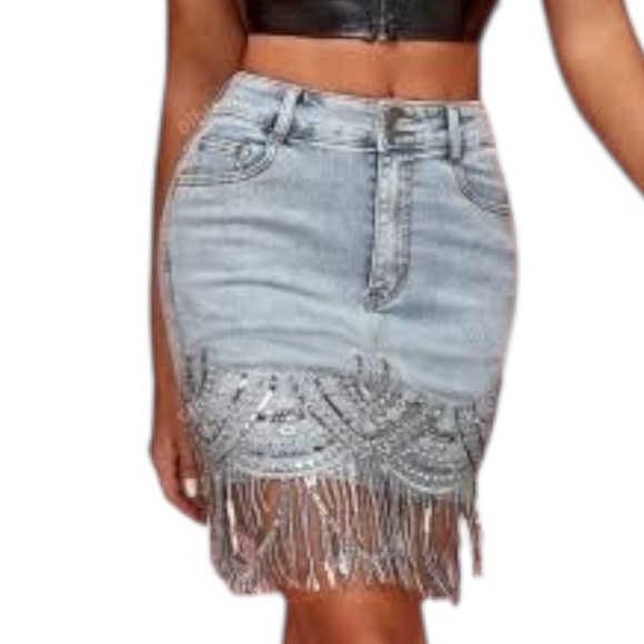 Micas Dresses & Skirts - Sequin Fringe Hem Denim Mini Skirt Size L MICAS Jeans Concert Party Silver Blue